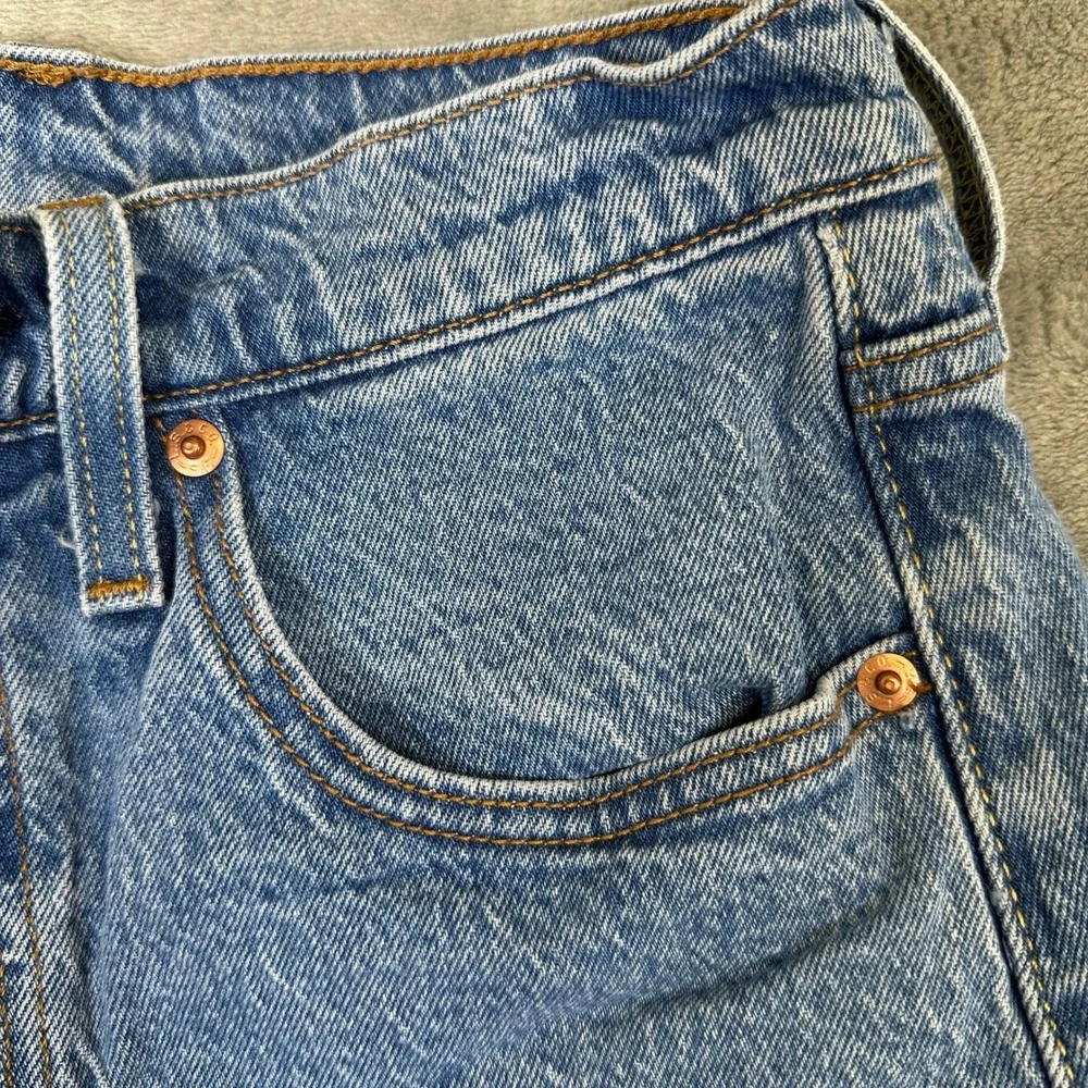 Levis 501 Original High Waisted Denim Shorts Blue Medium Wash Button Fly Size 24